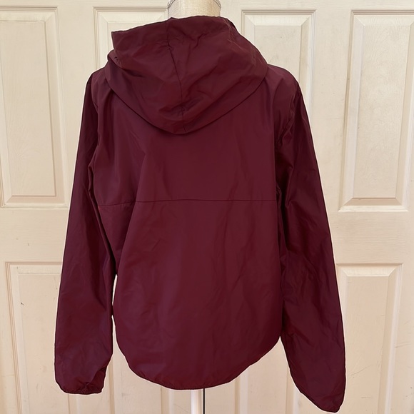 PINK Victoria’s Secret Anorak, Burgundy, Size M/L - Picture 3 of 5